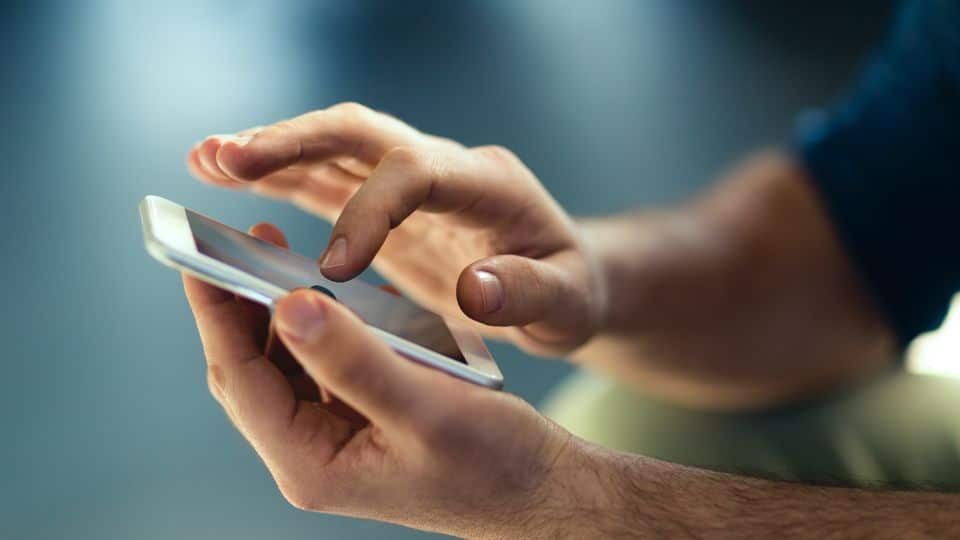 השוואת חבילות גלישה ESIM למדינות שונות בחו"ל
